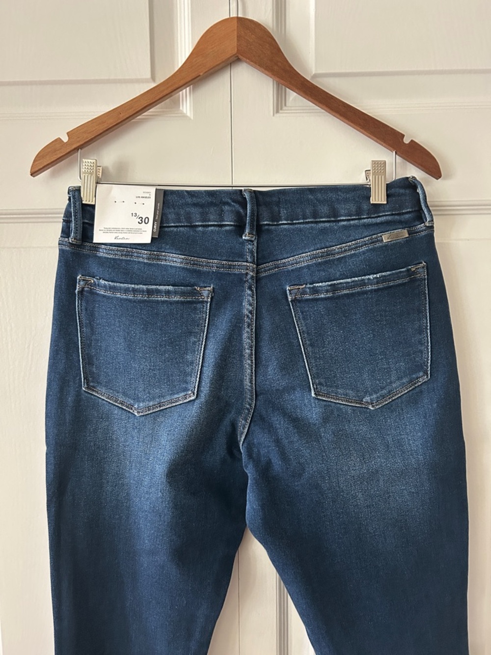 NWT KanCan Curvey Destroyed Button Fly Skinny Jeans Sz 31 - Picture 5 of 6